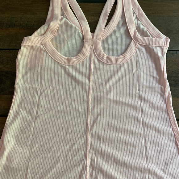💚 Nike Yoga Slim-fit Size S NWT - retail $50 - Picture 3 of 5